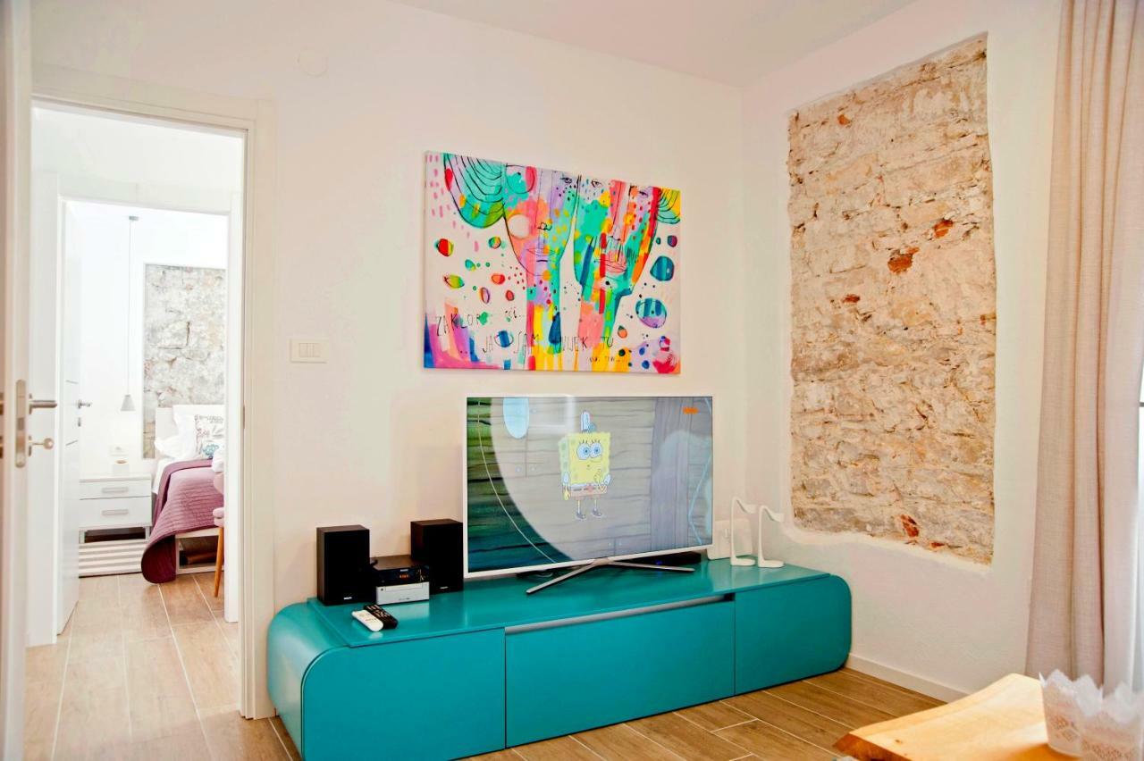 Luxury Dvor Apartment *