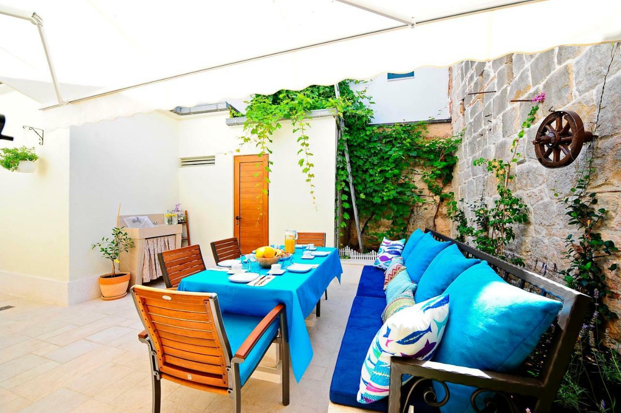 Luxury Dvor Apartment *