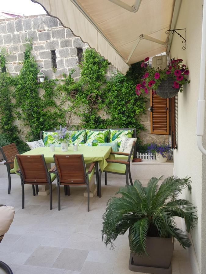 Apartment Luxury Dvor